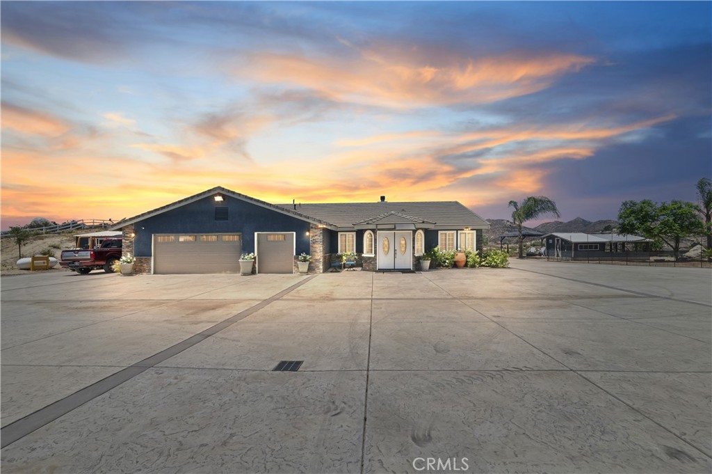 38995 Maiz Lane