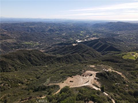 0 La Cuesta Murrieta CA 92562