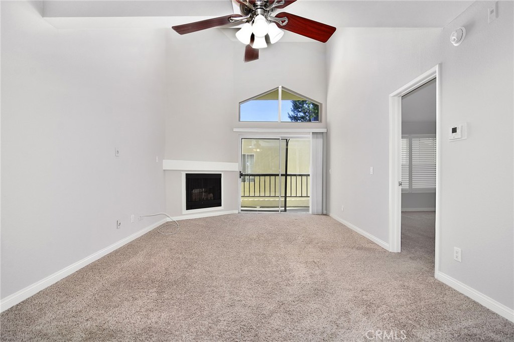 5500 Owensmouth Avenue 311