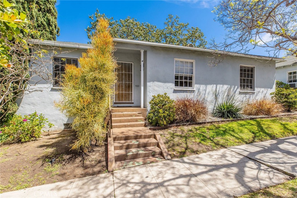 1700 Glendon