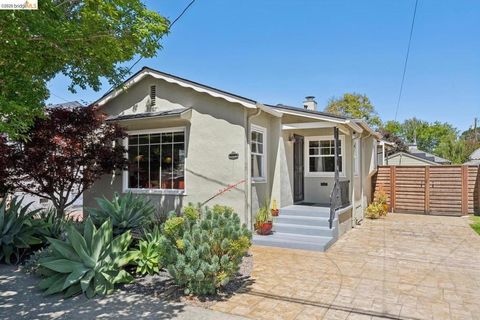 Photo of 200 W Broadmoor BLVD BLVD, San Leandro, CA 94577 (MLS # 41134937)