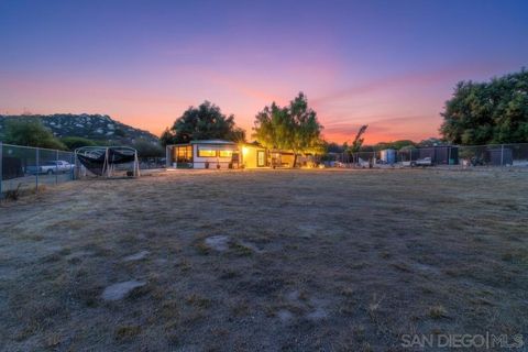 2052 Boulder Oaks Rd Potrero CA 91963