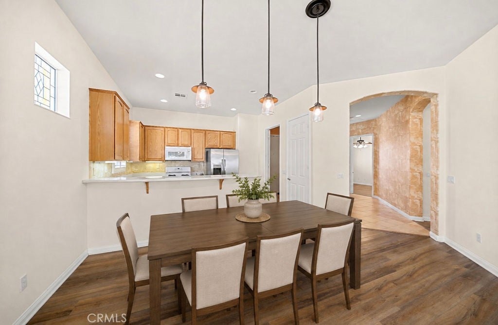 11166 Avonlea