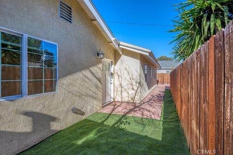 Photo of 6227 Agnes, North Hollywood, CA 91606 (MLS # SR25267183)