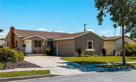 Photo of 18510 Wilton Pl, Torrance, CA 90504 (MLS # PW26074011)