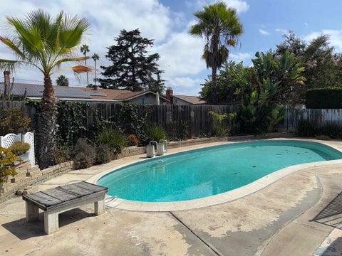 Photo of 4670 Mount Etna DR, San Diego, CA 92117 (MLS # 260022701SD)