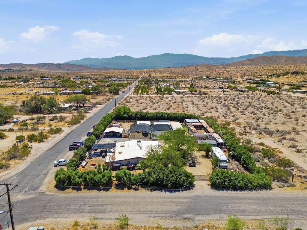 19055 Vee Bee Road