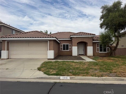 Photo of 189 Ropango WAY, Hemet, CA 92545 (MLS # IV26189896)