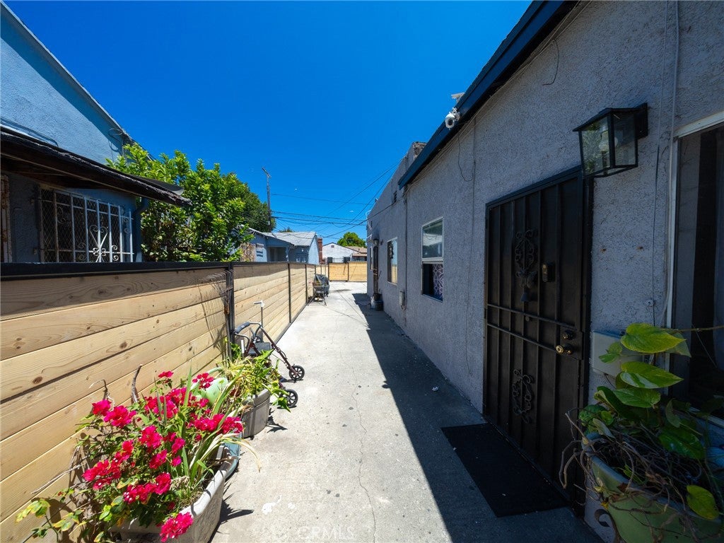 9104 S Main