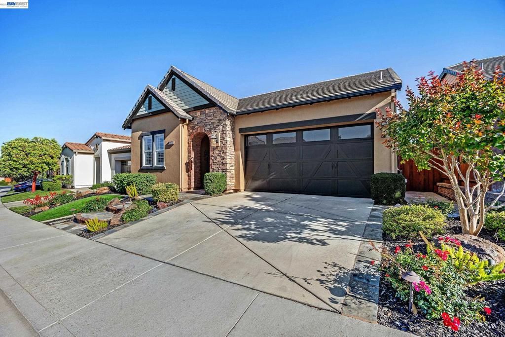 Photo of 1608 Frascati Way Way, Brentwood, CA 94513 (MLS # 41131331)