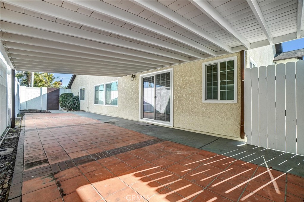 Huntington West (HWST) - Residential Lease