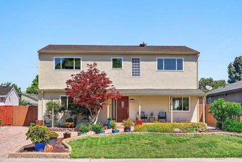 Photo of 2377 Tulip Road, San Jose, CA 95128 (MLS # ML82046580)