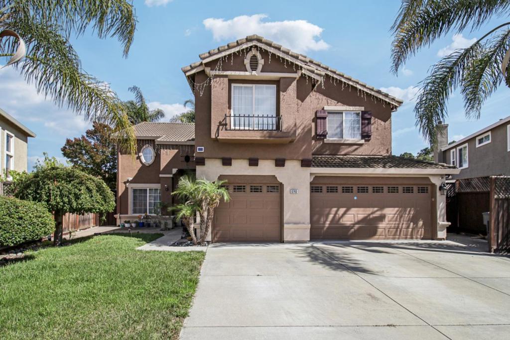 Located in the highly desirable Northwest Quadrant of Gilroy, this beautiful home is nestled on a quiet cul-de-sac within the established Westside Hills community. Enjoy the convenience of being just walking distance to Christopher High School, Sunrise Park, and scenic walking trails. County records reflect 5 bedrooms, the original owner chose a 4-bedroom layout with an open loft in place of the 5th bedroom. The loft remains open and can easily be enclosed to create a 5th bedroom if desired. Inside, you're welcomed by high ceilings, abundant natural light, and an open floor plan that flows seamlessly from room to room. A bedroom and full bathroom on the main level offer flexibility for guests, multigenerational living, or a comfortable home office setup. Step outside to your own private retreat, a beautifully landscaped backyard featuring a built-in pool, mountain views, and plenty of space to relax or entertain. The home is also equipped with solar power, offering energy efficiency and long-term savings. Perfect for commuting, this home is centrally located near Highway 101, Gilroy Premium Outlets, Gilroy Gardens, and the renowned South County Wine Trail. Its prime location offers the perfect balance of comfort, accessibility, and lifestyle.