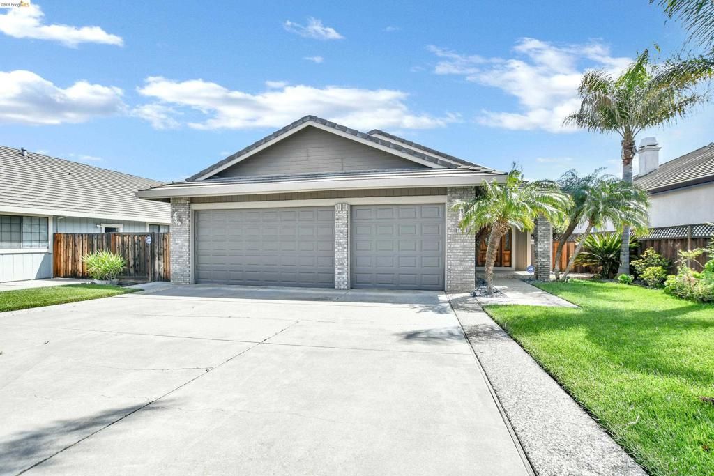 Photo of 2361 Newport Dr Dr, Discovery Bay, CA 94505 (MLS # 41132979)