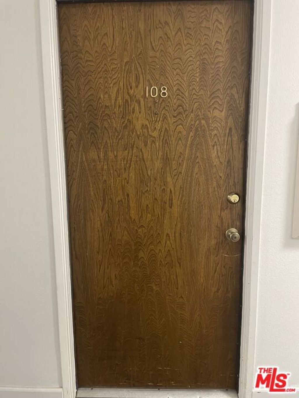 Photo of 3640 Cardiff Avenue #108, Los Angeles, CA 90034 (MLS # 25602645)