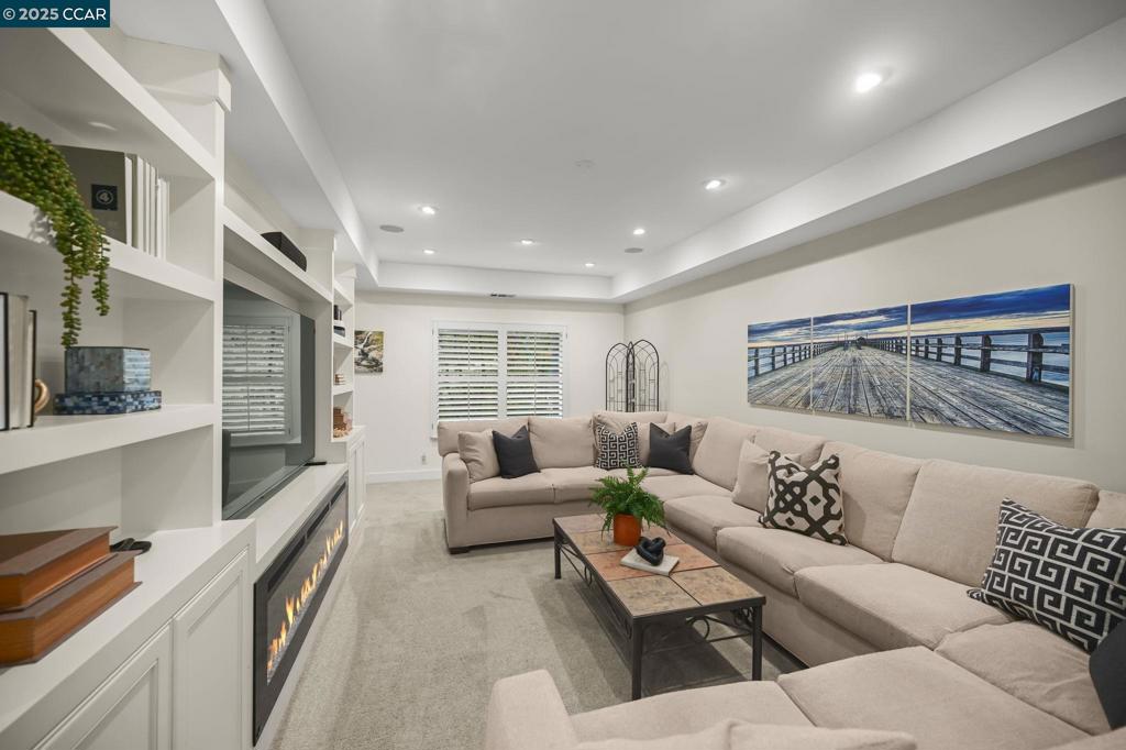 CHANTECLAIR - Residential