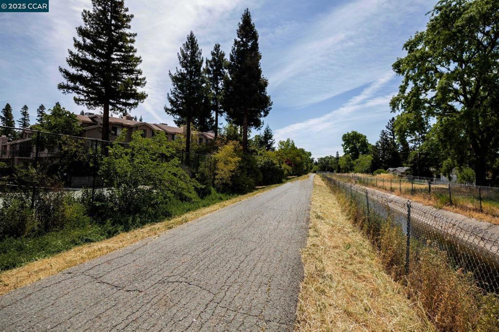 CHANTECLAIR - Residential