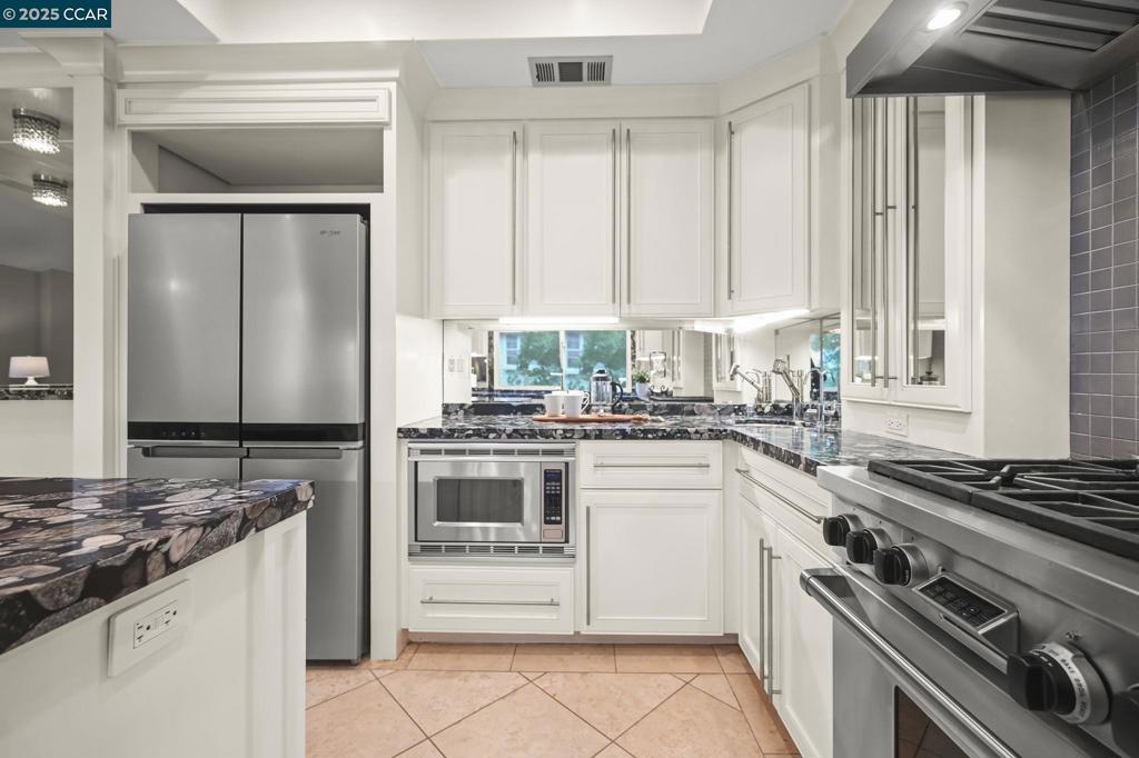 CHANTECLAIR - Residential