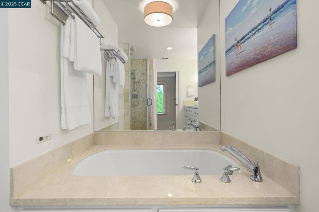 CHANTECLAIR - Residential