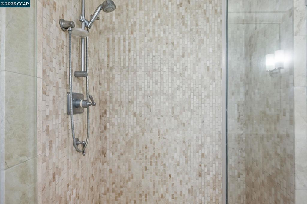 CHANTECLAIR - Residential