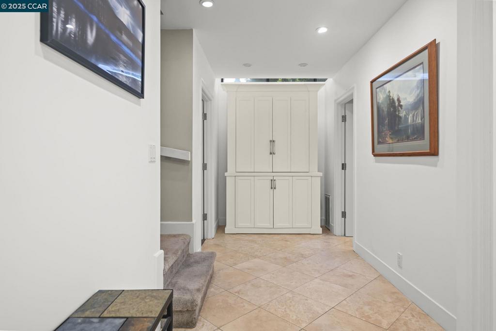 CHANTECLAIR - Residential