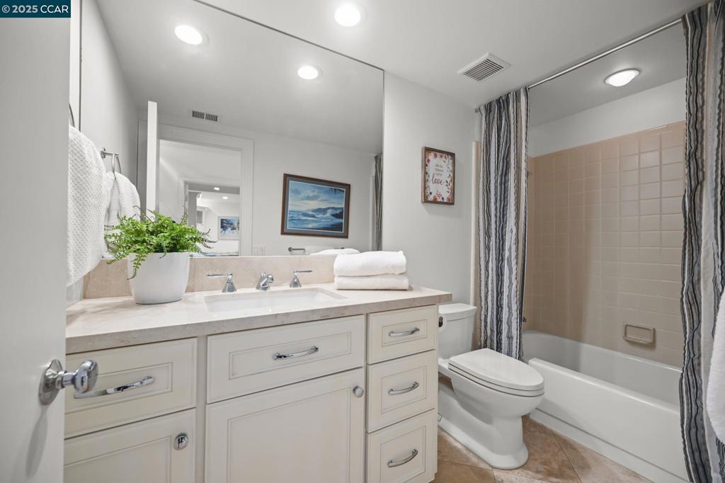 CHANTECLAIR - Residential