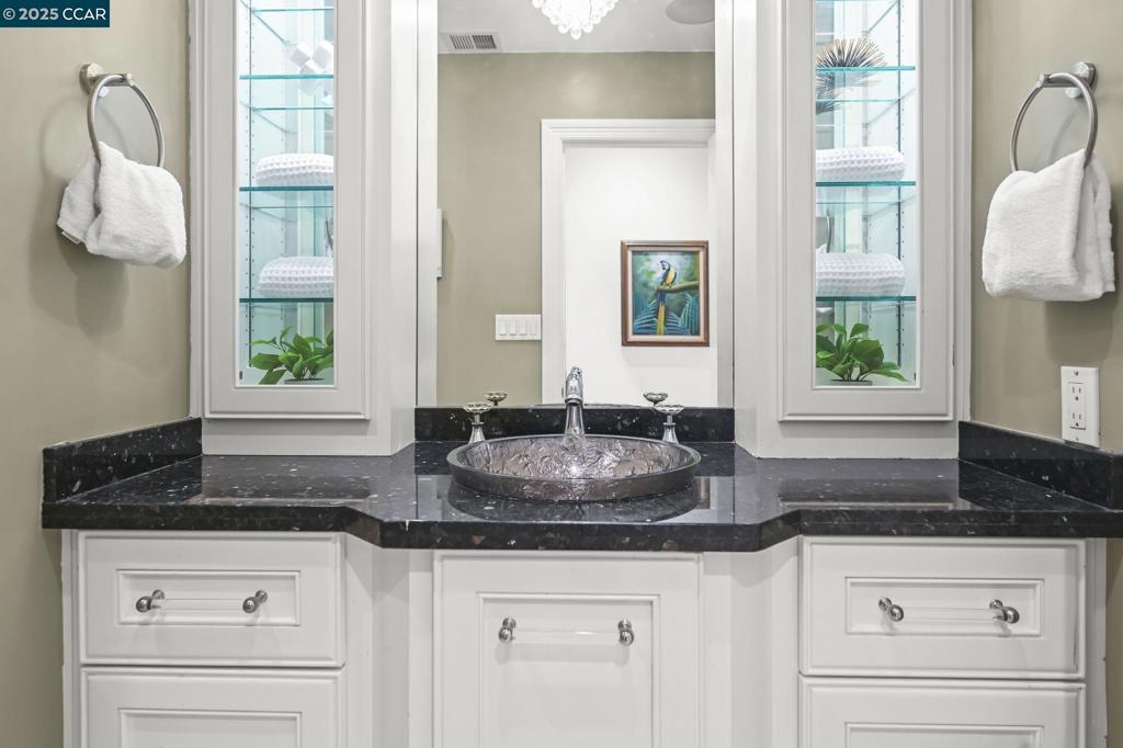 CHANTECLAIR - Residential