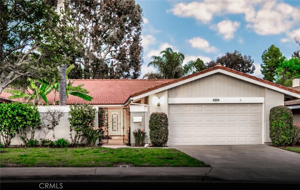 5204 Avenida Despacio