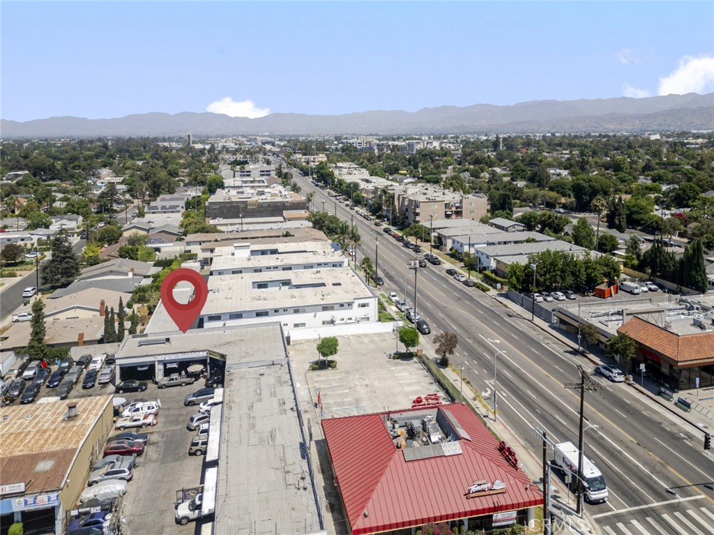 12113 Burbank Boulevard