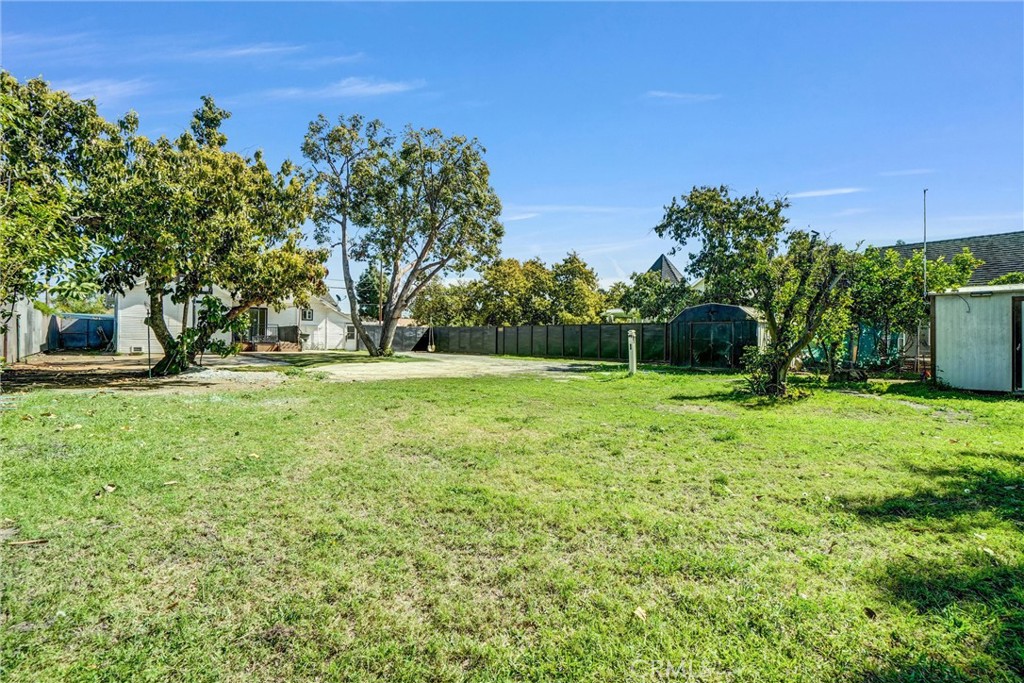 643 S Nutwood Street