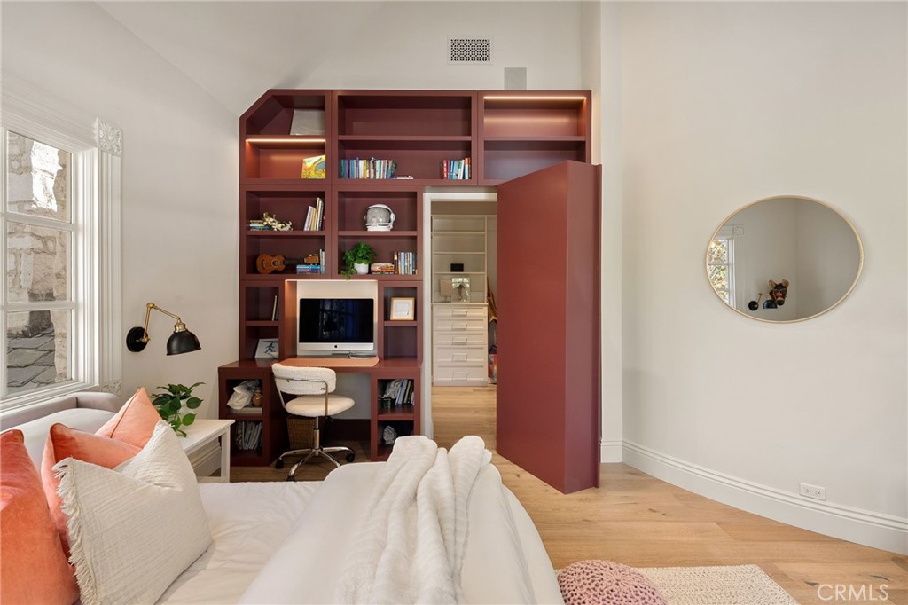 Strawberry Lane (SL) - Residential