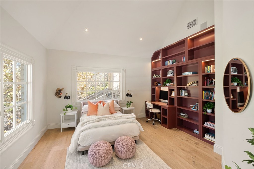 Strawberry Lane (SL) - Residential