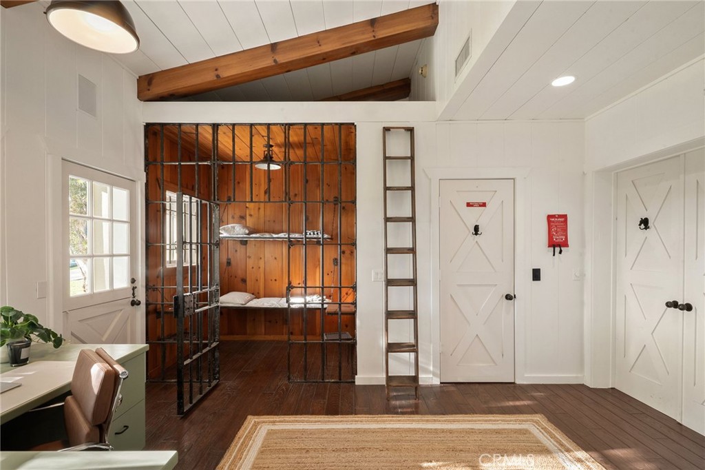 Strawberry Lane (SL) - Residential