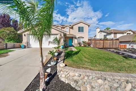 Photo of 5228 Cedar Ridge Way, Antioch, CA 94531 (MLS # 41130174)