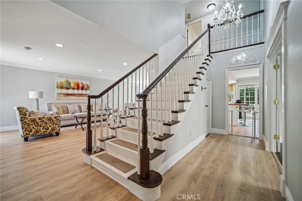1211 N Willamette Drive