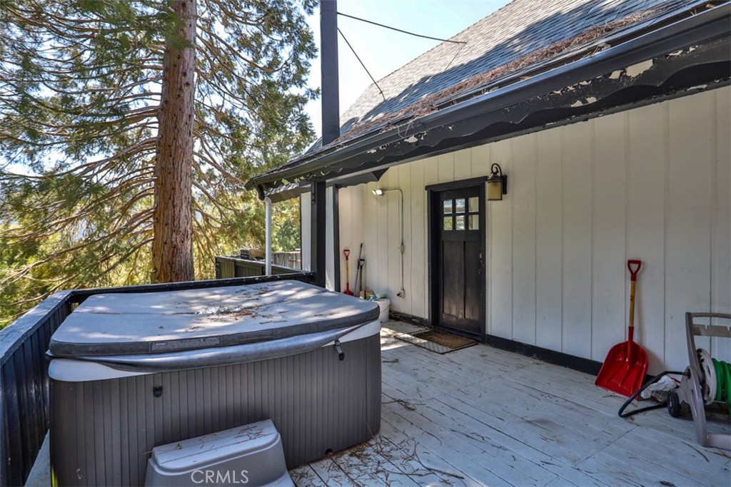 Crestline (CRES) - Residential