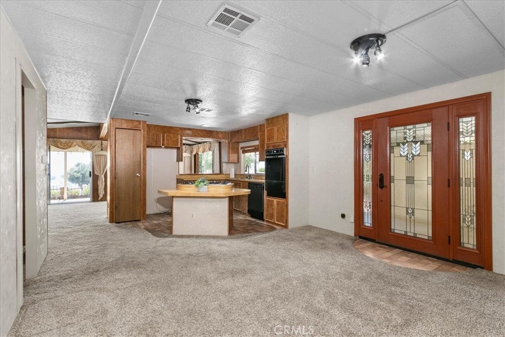 10409 Chisholm