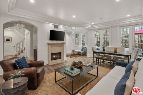 Photo of 1311 Centinela Avenue #3, Santa Monica, CA 90404 (MLS # 26638817)