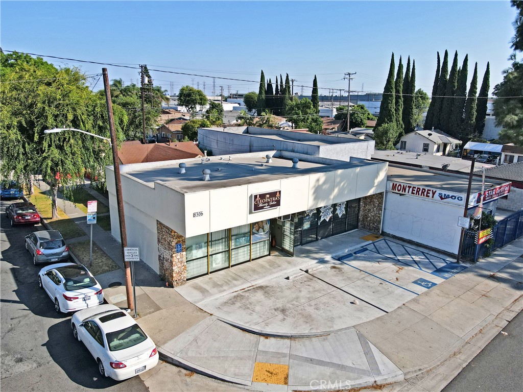 8306 Garfield Avenue 8308