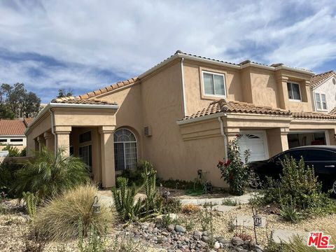 2 Bella Minozza Lake Elsinore CA 92532