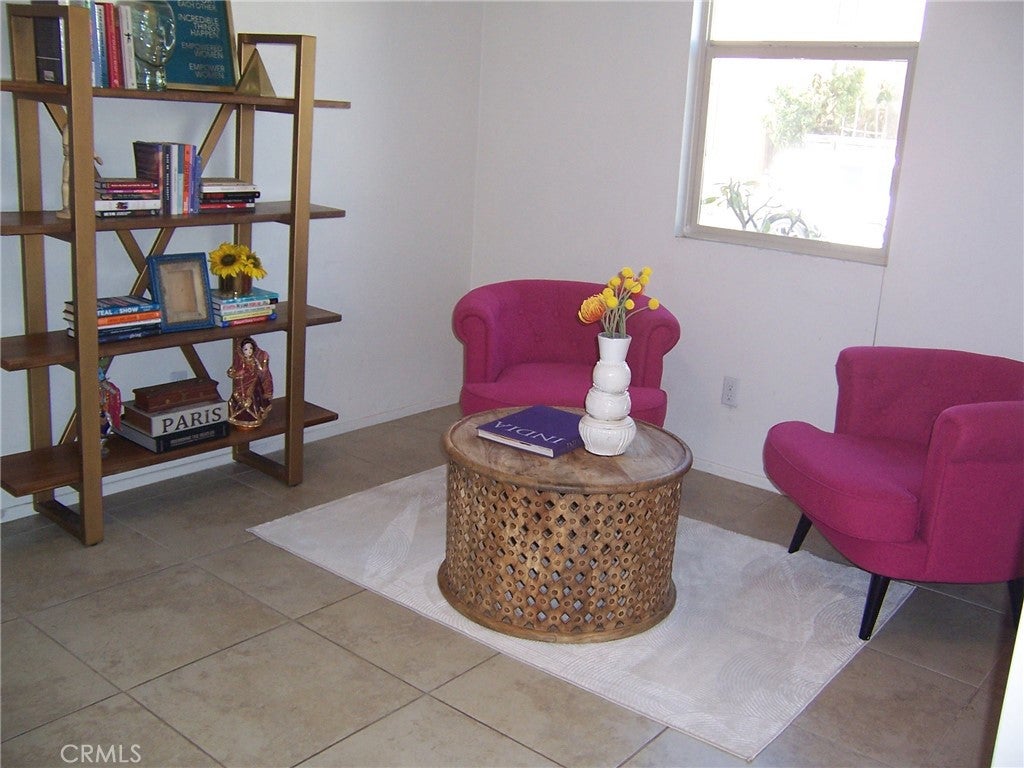 4272 5th Street W