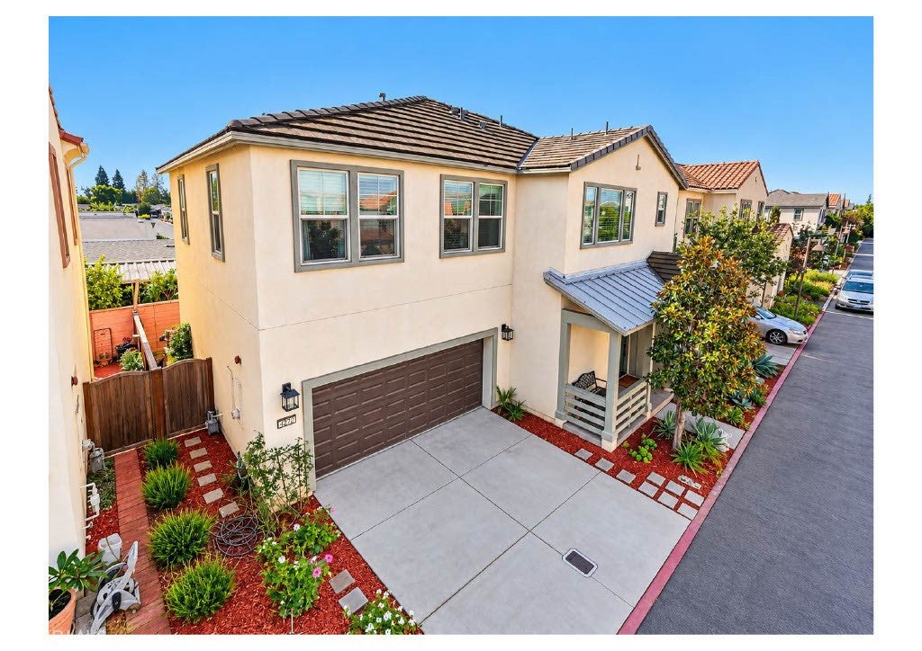 4272 5th Street W
