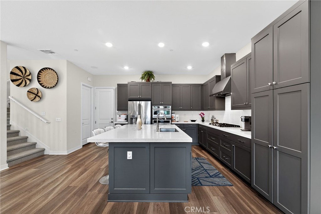 Element (ELEM5P) - Residential Lease