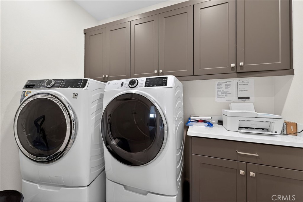 Element (ELEM5P) - Residential Lease