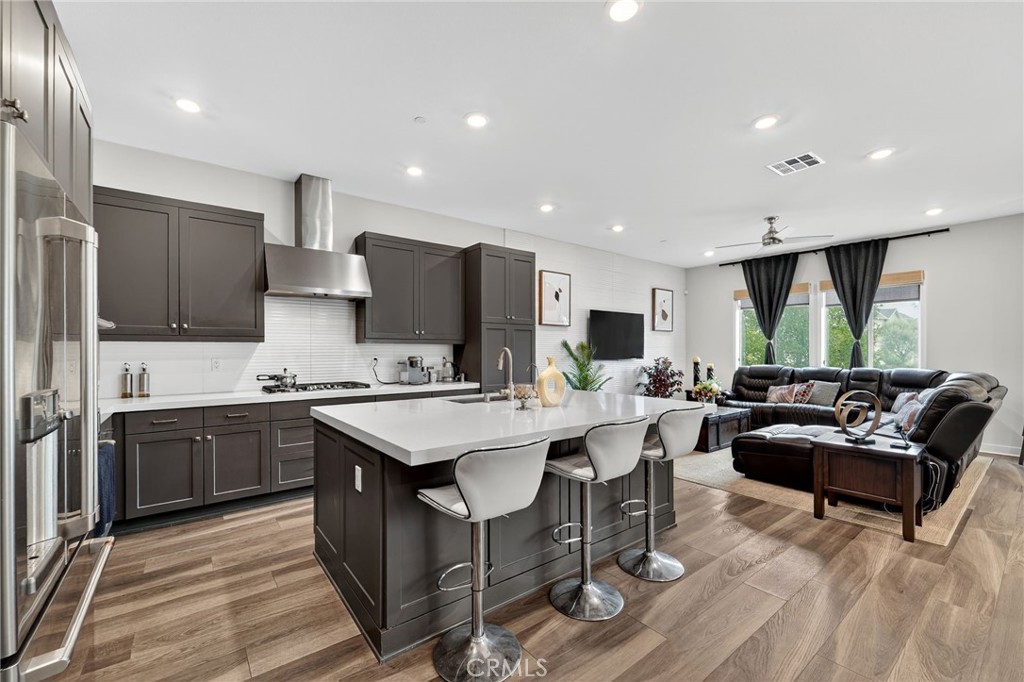 Element (ELEM5P) - Residential Lease