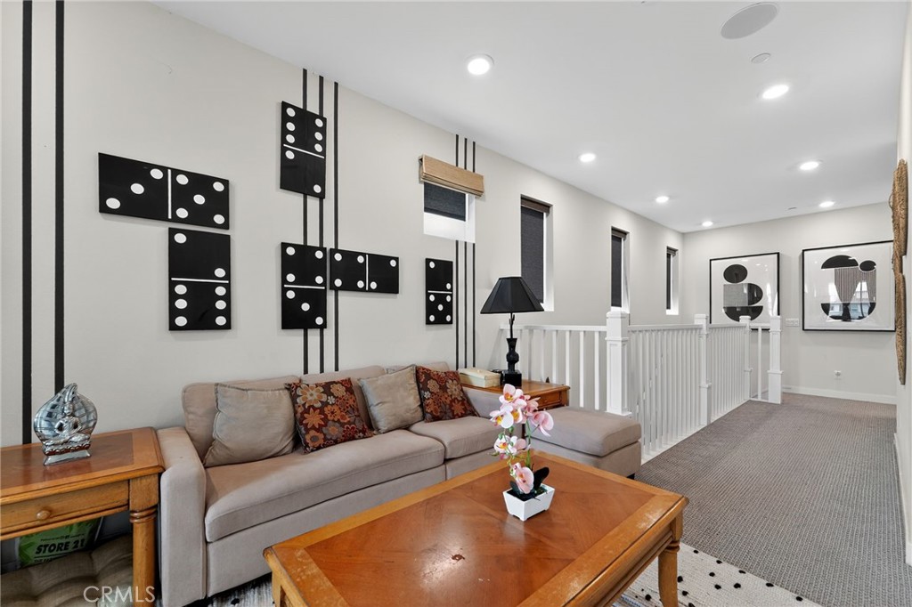 Element (ELEM5P) - Residential Lease