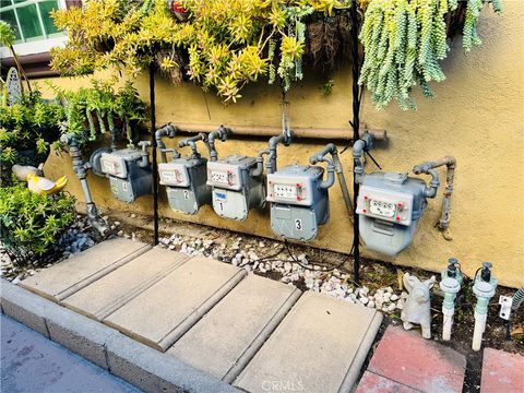 Photo of 2166 W Alameda Avenue, Anaheim, CA 92801 (MLS # IV26063890)