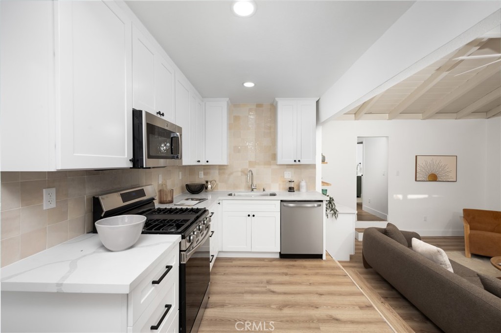3332 W 134th Street