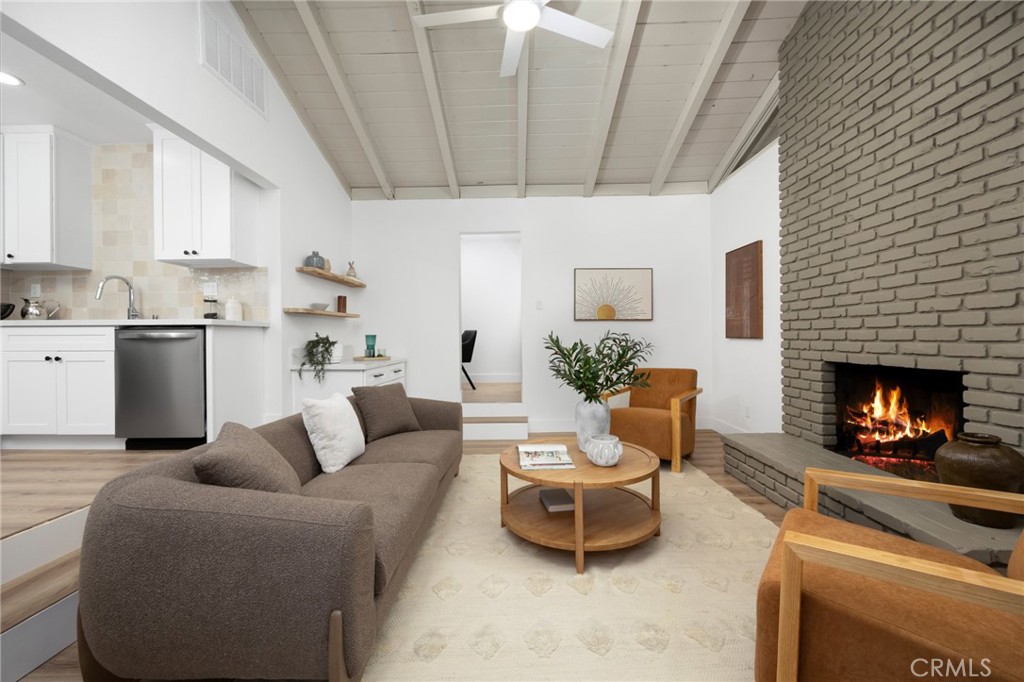 3332 W 134th Street