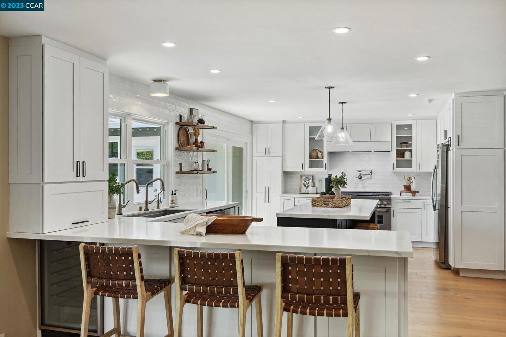 LEANDER HILLS - Residential